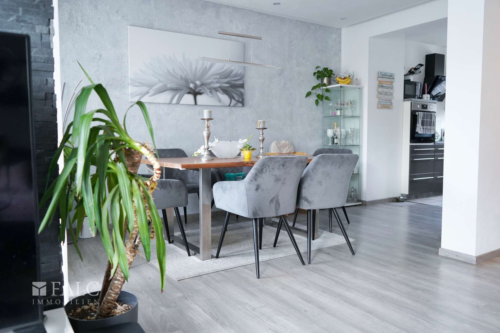 Esszimmer Ansicht 2